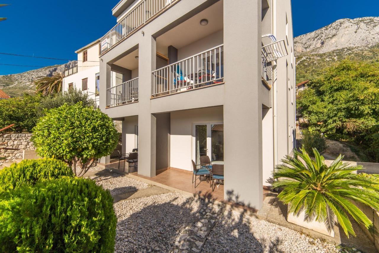 Apartments By The Sea Brist, Makarska - 11078 エクステリア 写真