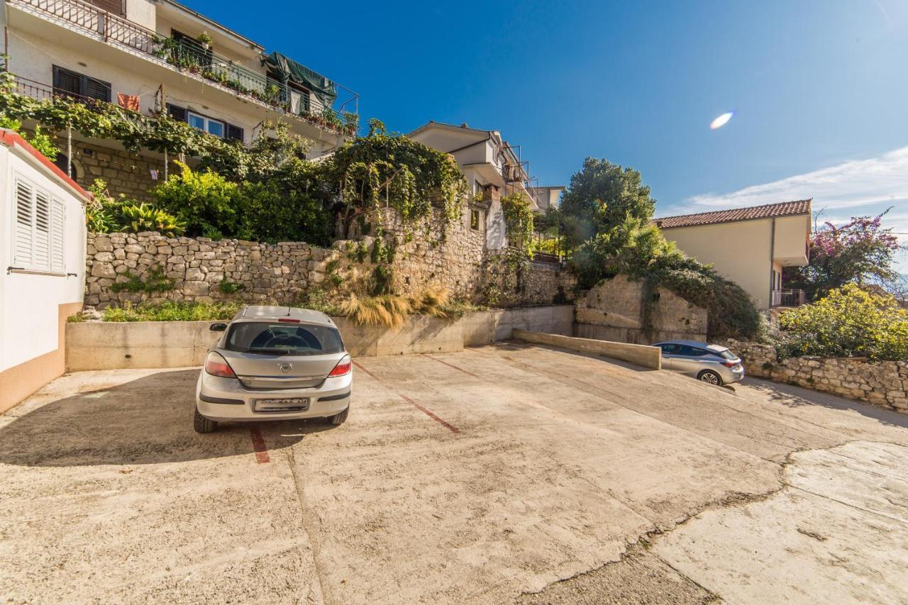 Apartments By The Sea Brist, Makarska - 11078 エクステリア 写真