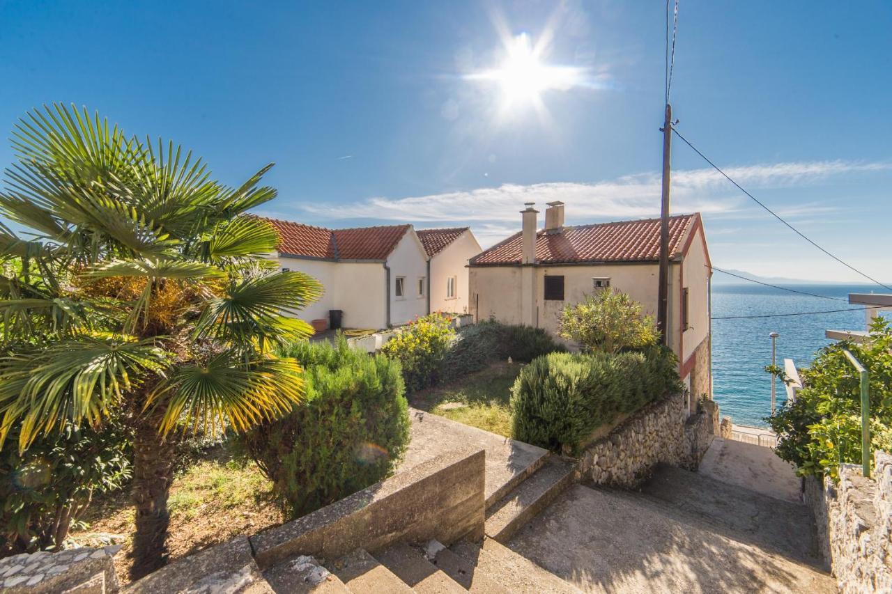 Apartments By The Sea Brist, Makarska - 11078 エクステリア 写真