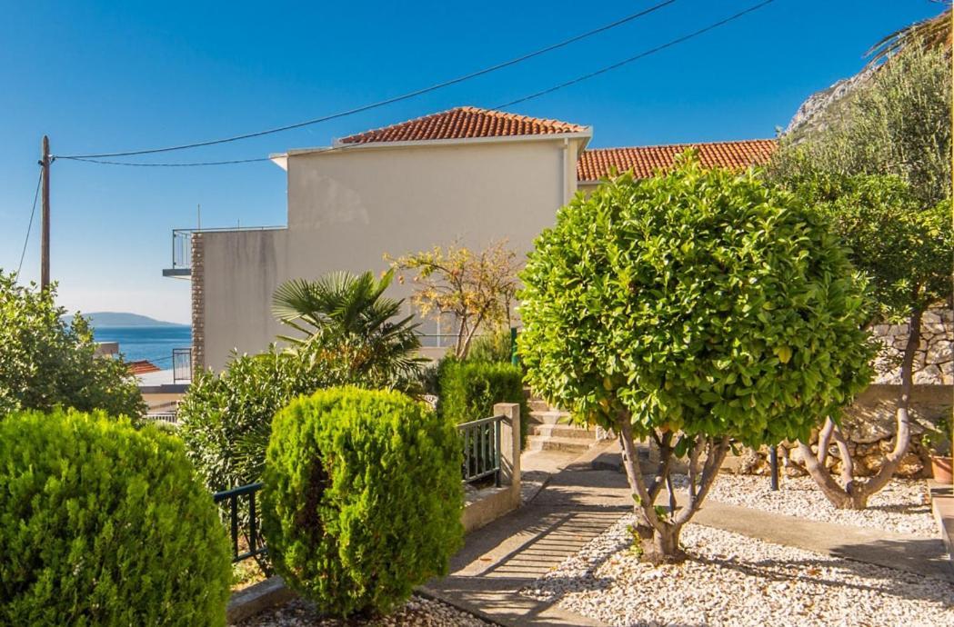 Apartments By The Sea Brist, Makarska - 11078 エクステリア 写真