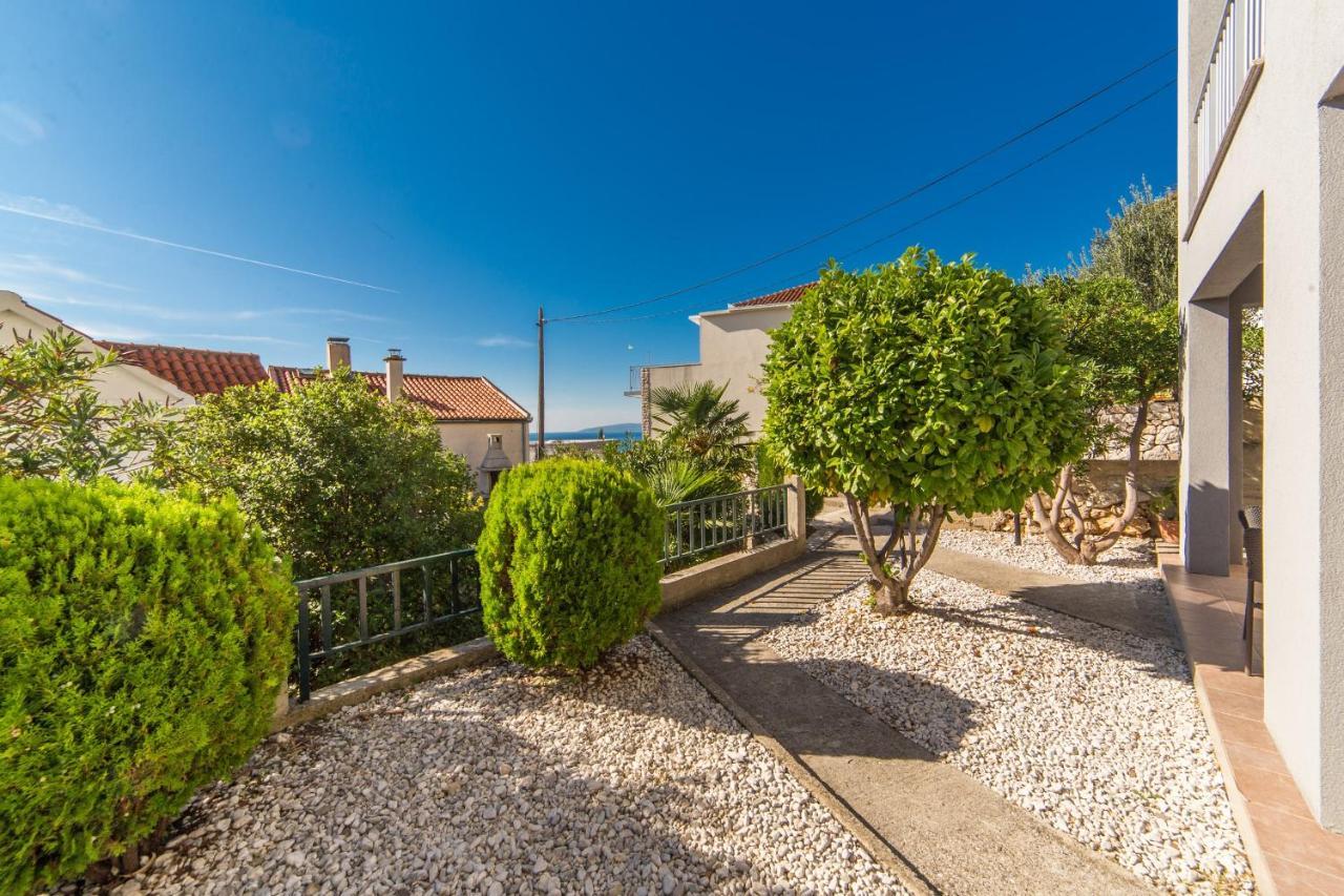 Apartments By The Sea Brist, Makarska - 11078 エクステリア 写真