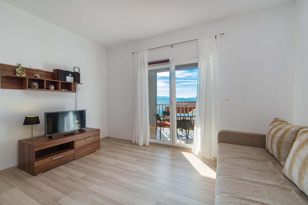 Apartments By The Sea Brist, Makarska - 11078 エクステリア 写真